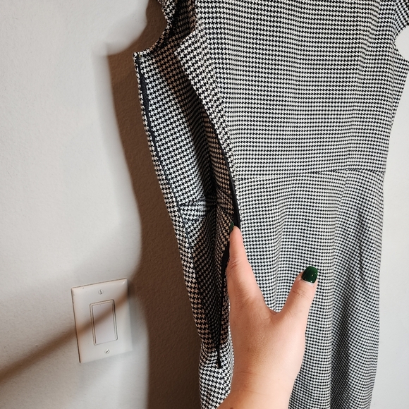 NWT Rachel Zoe Flutter Sleeve A-Line Dress Black White Plaid Houndstooth Size 14 - Picture 10 of 15